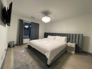 Furnished 7BR Home with Pool - Executive-Style, North Housto - Houston - 5
