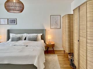 Apartment in Salem with swimming pool - 2