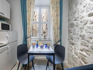 L & L Old Town Apartments - Studio Apartment Lacroma - Dubrovnik - 9