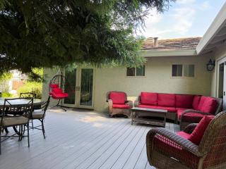 Redwood Garden - Sacramento - 9