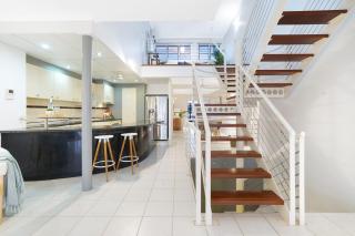 Beachside Retreat in Cullen Bay - Larrakeyah - 5