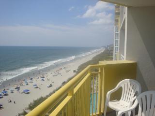 Gorgeous Oceanfront 3 Bedrooms Condo Sleeps up to10 people - Initial supply of Linens Included - Myrtle Beach - 7