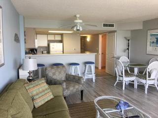 Gorgeous Oceanfront 3 Bedrooms Condo Sleeps up to10 people - Initial supply of Linens Included - Myrtle Beach - 5