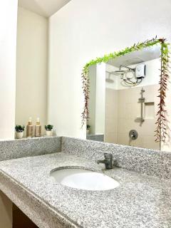Ivory Tower's Home Stay - Manila - 6