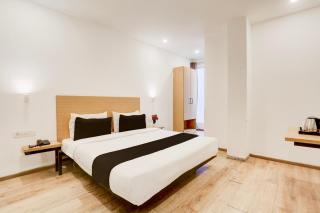 Super Townhouse Sector 64 Near WorldMark Gurugram Formerly Vero - Gurgaon - 8