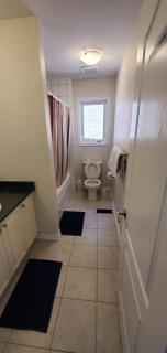 Stay 15 mins from Niagara Falls-5 Bedroom nights Inn - Thorold - 8