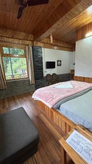 Sukoon Villa Wooden Home Stay - Jāmb - 6