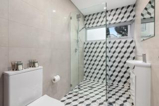 Bright Studio with Balcony near Coogee Beach - 3