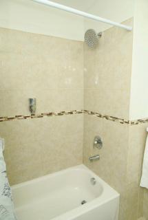 Estin Cozy - Newark - 6