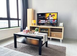 CyberLux Escape I Netflix I WiFi I Kanvas Soho - Cyberjaya - 1