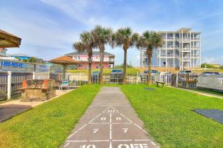 Beachgate Condo Suites and Hotel 217 condo - 2