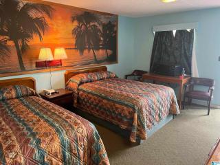 Hospitality Inn - Selma - 0