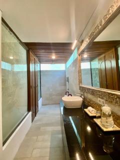 Bali AkasaDua Villa - Seminyak - 1