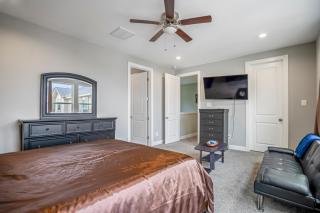 Spacious Luxe Stay , Near DT, MedCtr & NRG, New - 1