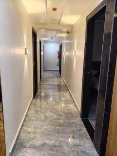 The Gravity Hotel - Ahmedabad - 2