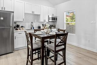 Flat Nr Heights Downtown Games WiFi TV Pets - 7