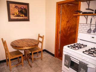 Immaculate furnished 1-Bedroom Apartment - 8