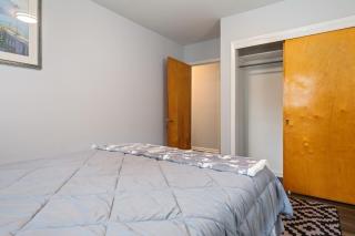 2 Bedroom Plus Office Room, Apartment in Chicago South Suburbs Near Indiana - - 3