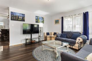2 Bedroom Plus Office Room, Apartment in Chicago South Suburbs Near Indiana - - 1