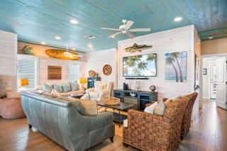Amazing new 4 bed home at Ocean Village - 6