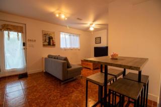 Serene Garden Suite - Delta - 6