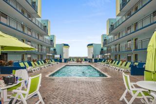 Seas the View,Rooftop Pool,KING,FREE Tickets M123 - Myrtle Beach - 8
