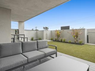 Beachfront Lux on Marine - 7