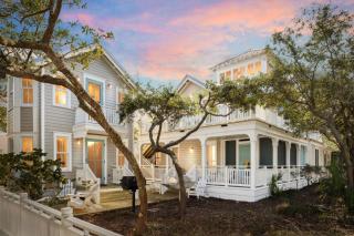 Seaside 75 ft ACROSS from BEACH 4 BR & Bikes Main House and Carriage House - 0