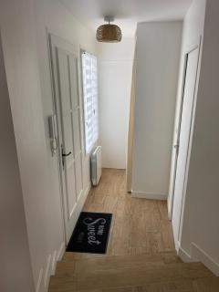 F2 idéalement situé au centre d'Epernon - Épernon - 5