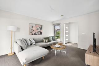 Inviting West Addis Unit I Bring Your Pet - Geelong West - 9