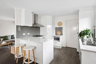 Inviting West Addis Unit I Bring Your Pet - Geelong West - 5