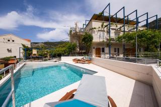 Apartments Zambarlin - Komiža - 0