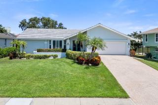 Valley Avenue Getaway Home with Pool - Marco Island - 4