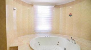 GreenTree Inn Jiangsu Wuxi Xishan DongTing Erquan East Road XinGuang Newly Estate Express Hotel - Wuxi - 5
