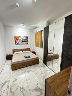 Bright 3 Bedroom Apartment in Gzira - Il-Gżira - 2