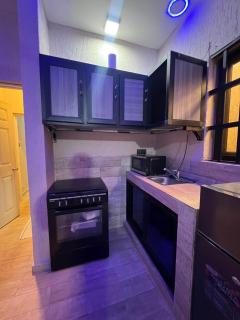 Le11Onze 2-bed 1-bath - Apt 2 - 4