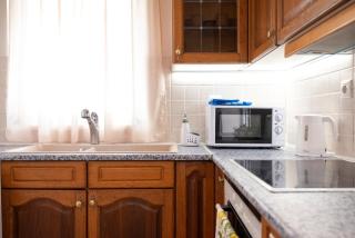 The Dockside Stay - Steps away from the Beach - 7