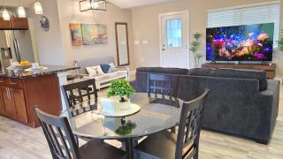 Luxury 800 Sq Ft 1 bedroom Suite Full Large Kitchen Free Laundry - Keaau - 6