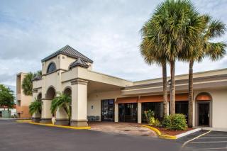 Days Inn & Suites by Wyndham Orlando Airport - Orlando - 9