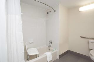 Days Inn & Suites by Wyndham Orlando Airport - Orlando - 4