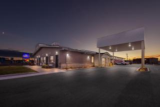 Howard Johnson by Wyndham Thunder Bay - 4