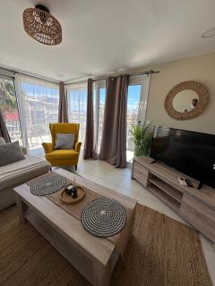 Filoxenia City Apartment - 0