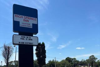 High Springs Inn Soon to be Clarion Pointe - Alachua - 2