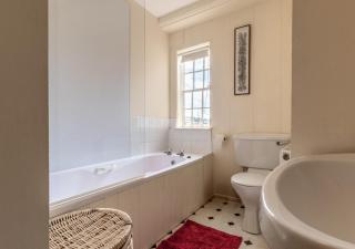 Halls Place - Whitby - 3
