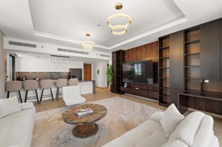 3BR Central Park, Prime Dubai Location - 8