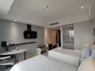 Grand Whiz Hotel Praxis Surabaya - Surabaya - 1