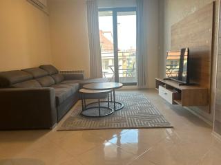 Ani's 2 Cozy 1 Bedroom Apartment - Sofia - 9