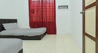 OYO HOME 90646 Casaria Paka Homestay - Paka - 4