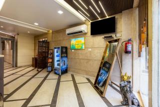 Hotel Neu Villa I Top Location Near Connaught Place and New Delhi Railway Stn - 1