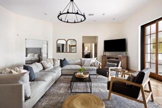 Entertainers Paradise ArcadeGolf SimuPickleballTheaterGymSwim-up Bar - 1